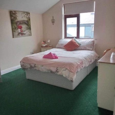 Edwards Cosy B&B Γκάλγουεϊ Εξωτερικό φωτογραφία