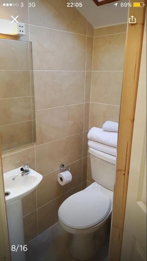 Edwards Cosy B&B Γκάλγουεϊ Εξωτερικό φωτογραφία