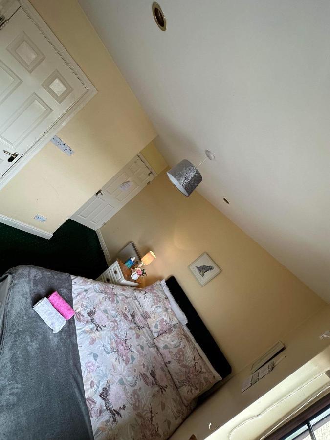 Edwards Cosy B&B Γκάλγουεϊ Εξωτερικό φωτογραφία