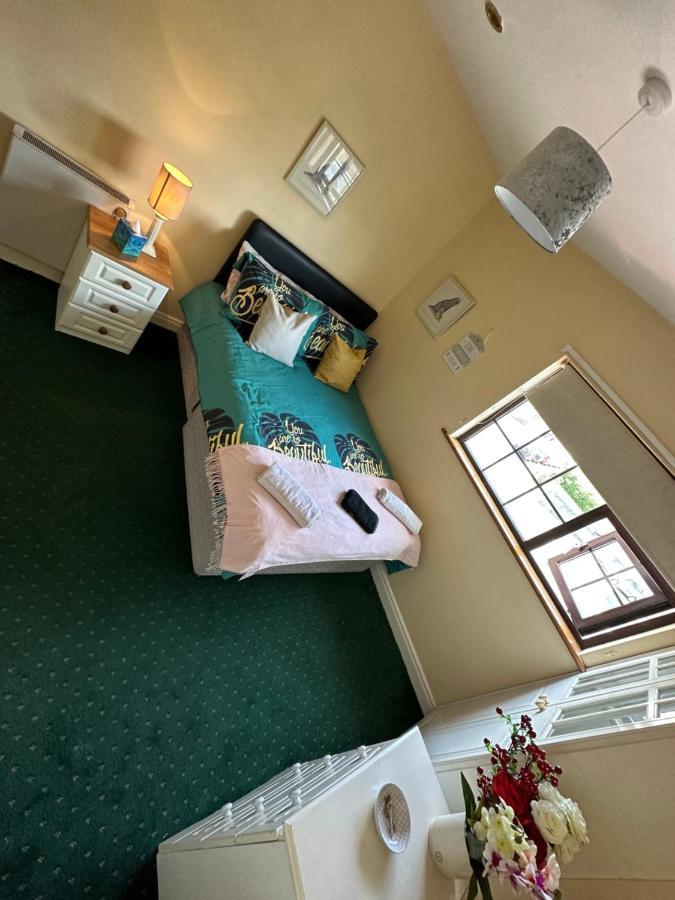 Edwards Cosy B&B Γκάλγουεϊ Εξωτερικό φωτογραφία