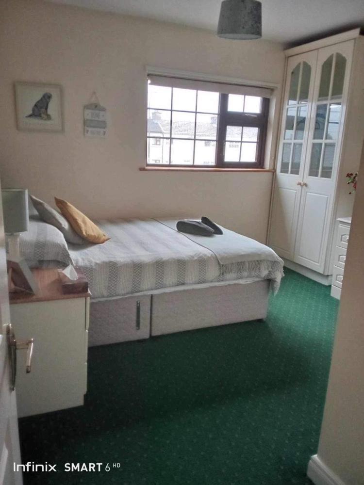 Edwards Cosy B&B Γκάλγουεϊ Εξωτερικό φωτογραφία